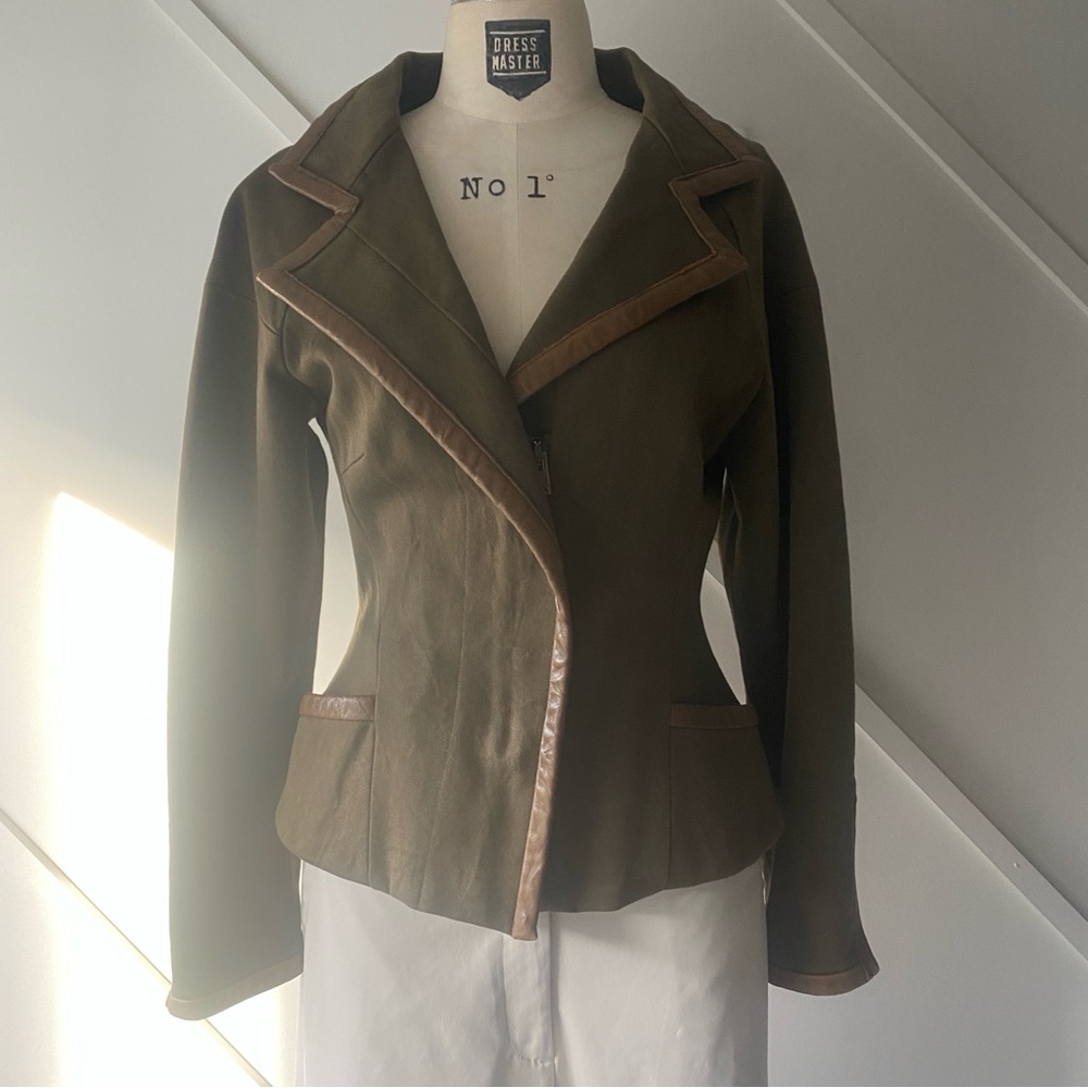Isabel Marant Olive Cropped Green Jacket with Assymetrical Zipper - 0